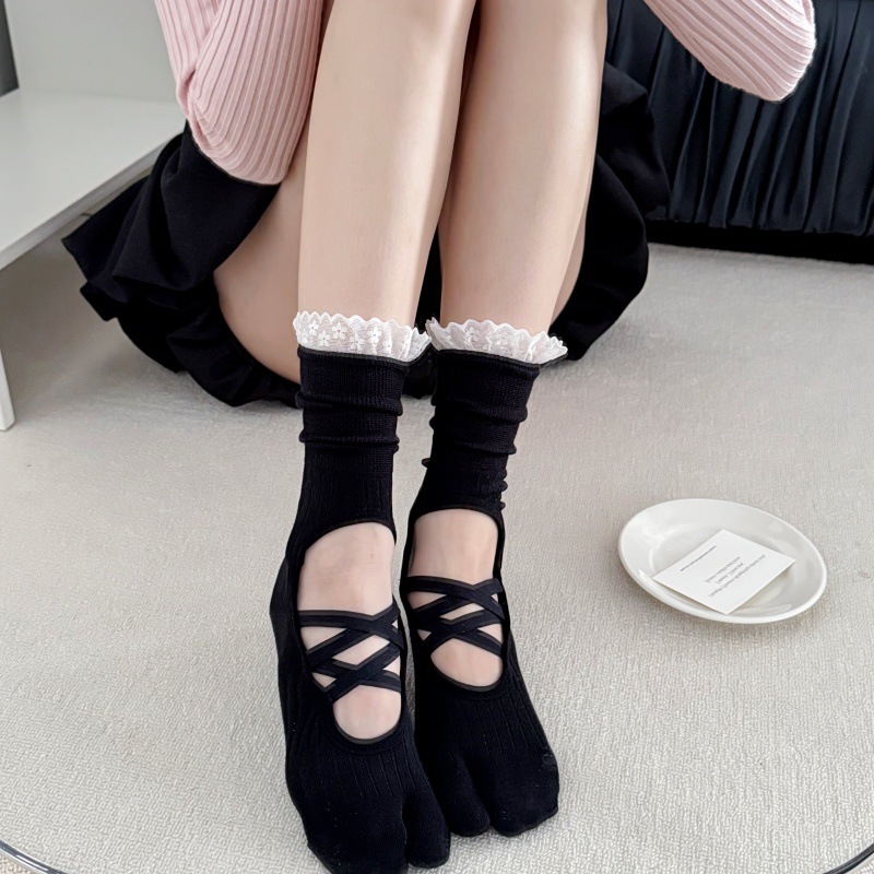 Lace Trim Split Toe Yoga Socks - Yoga Mat recension och pris